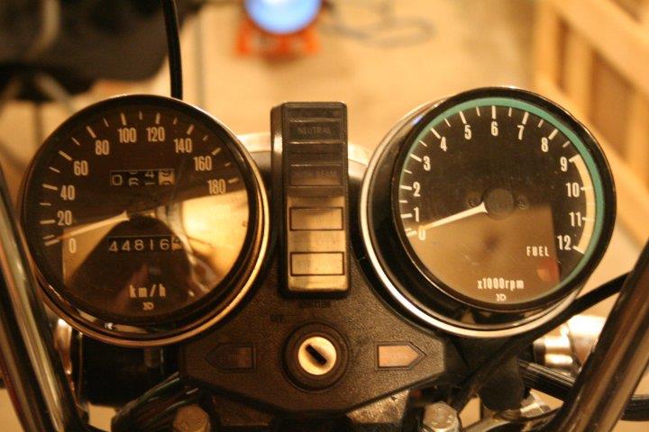KZ650 dash gauges