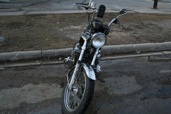 Restored KZ650 seen from the front
